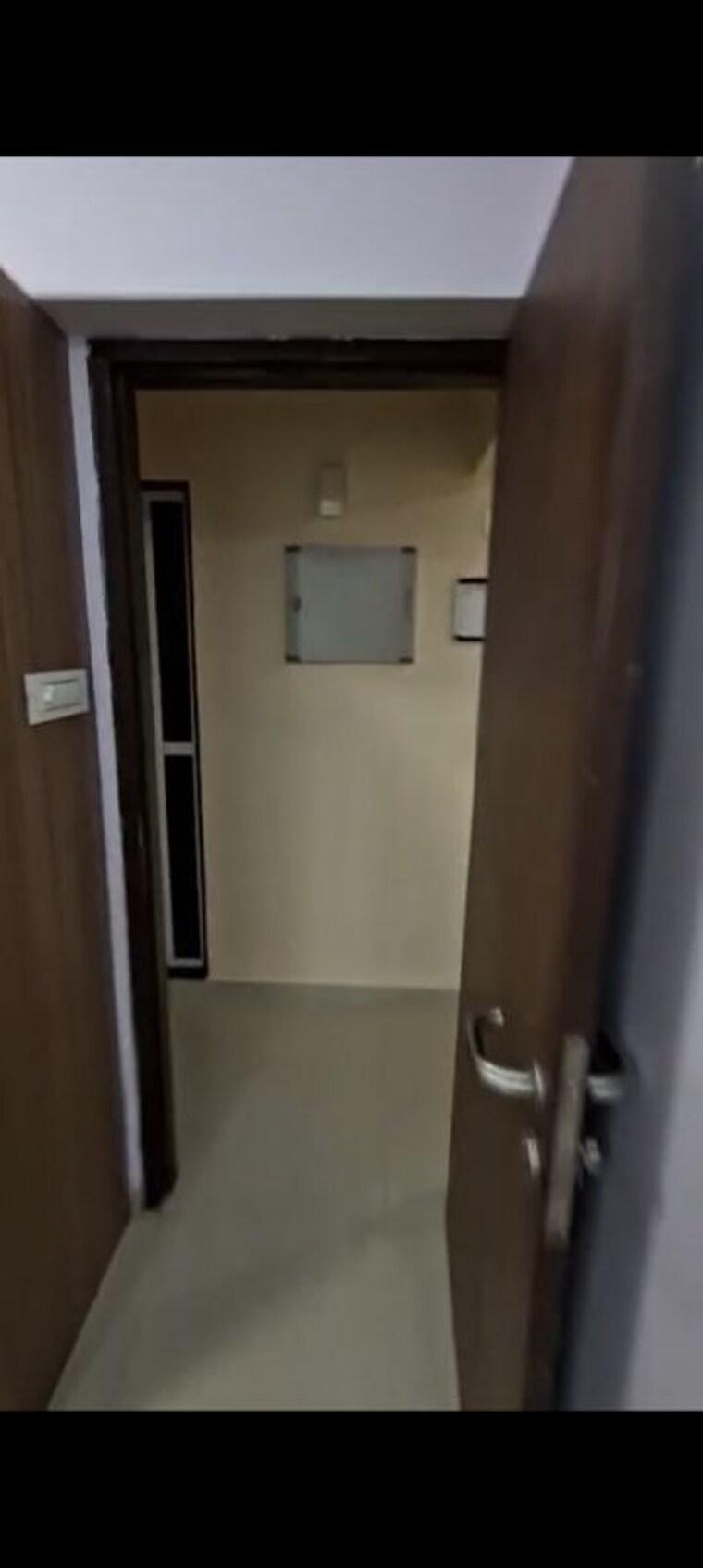 Bathroom, bandra east 2 Bedroom 750 Sq.Ft. Apartment In Bandra East Mumbai 10232784