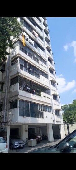 3 BHK + Servant Room Apartment For Sale in New Alipore