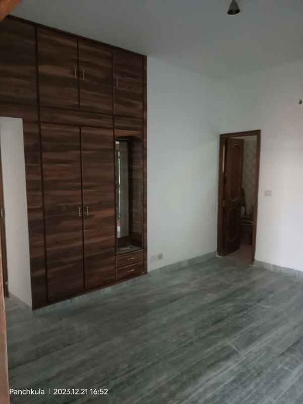 2 BHK + Pooja Room,Study Room Independent House For Rent in Sector 15