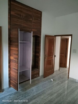 Building Lobby in 2 BHK Independent House at Sector 15 – for Rent