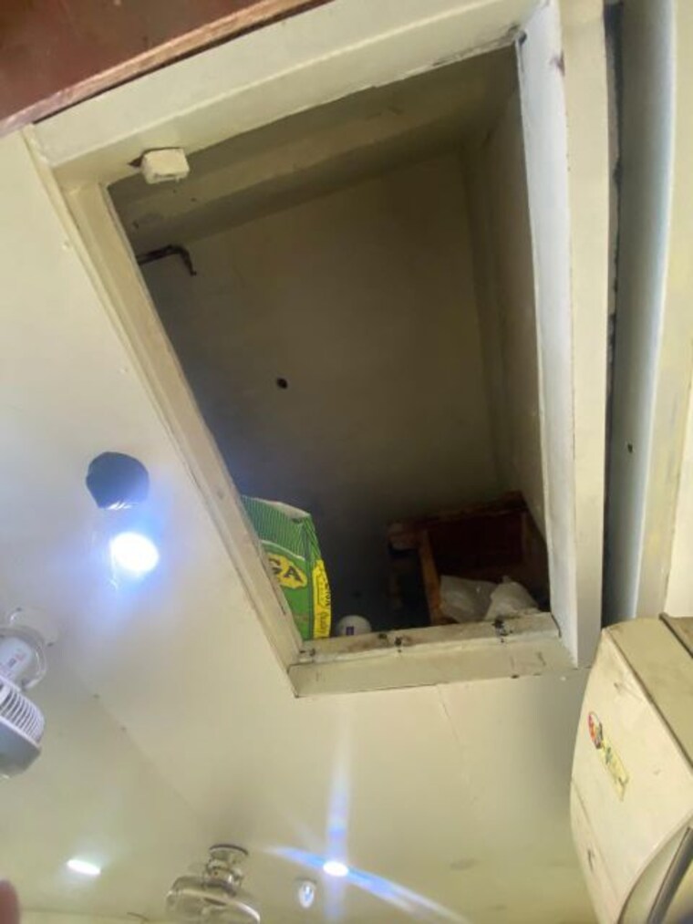 undefined, mapsko-krishna-apra-plaza Commercial Shop 430 Sq.Ft. In Alpha 1 Greater Noida Greater Noida 10186393