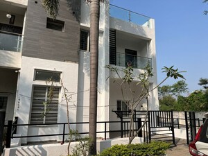 4 BHK Villa For Sale in Legend Marigold, Gachibowli