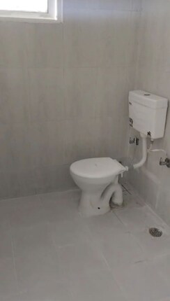 2 BHK Apartment For Rent in Vashisht Heights