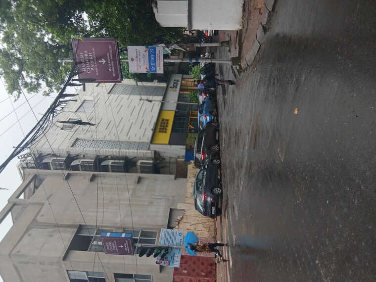 Exterior View, park street Commercial Shop 100 Sq.Ft. In Park Street Kolkata 10217066