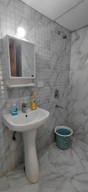 Bathroom in Studio Apartment at Earthcon Casa Grande II, Chi V Greater Noida – for Rent
