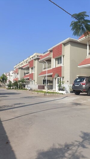 4 BHK Villa – Exterior View View at Sankalp Homes Lifestyle Villas, Tellapur - for Sale