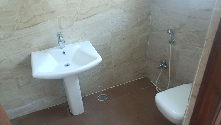 Bathroom, sankalp-homes-lifestyle-villas 4 Bedroom 2950 Sq.Ft. Villa In Tellapur Hyderabad 10232818