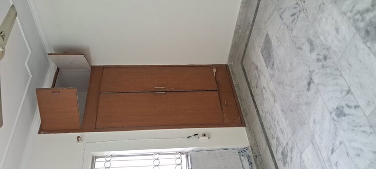 Room, sarita vihar 2.5 Bedroom 1500 Sq.Ft. Apartment In Sarita Vihar Delhi 10232880