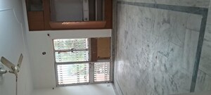 Room in 2.5 BHK Apartment at Sarita Vihar – for Rent