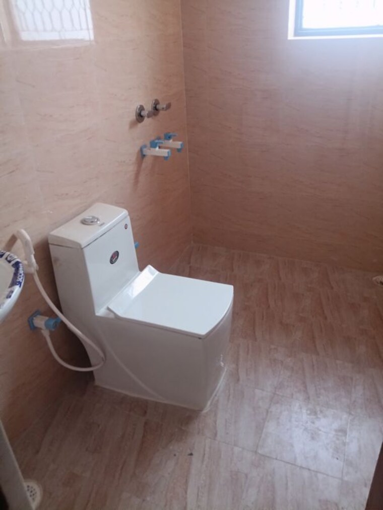 Bathroom, rwa-apartments-sector-41 2 Bedroom 1250 Sq.Ft. Apartment In Sector 41 Noida 10232892