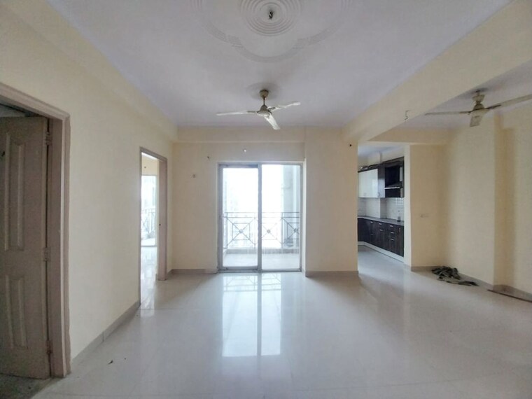 Room, nimbus-the-hyde-park 2.5 Bedroom 1080 Sq.Ft. Apartment In Sector 78 Noida 10232898