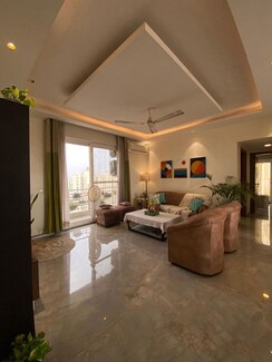 3.5 BHK + Servant Room Builder Floor For Rent in Unitech Fresco