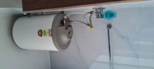 Bathroom in 1 RK Apartment at Sarita Vihar – for Rent