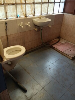 Master Bedroom in 2 BHK Apartment at RWA Apartments Sector 19, Sector 19 – for Rent