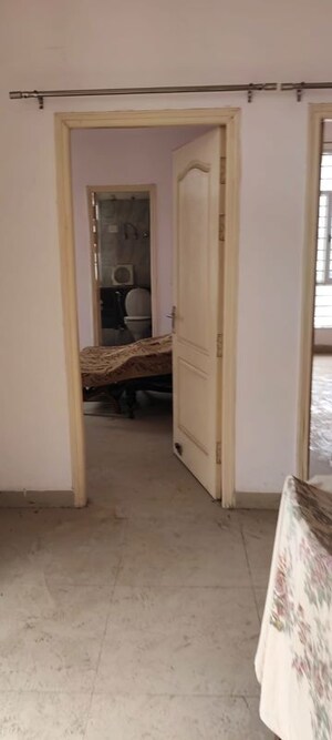 Bathroom in 3 BHK Apartment at Eldeco Saubhagyam, Vrindavan Yojna – for Sale