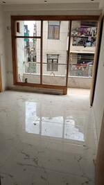 4 BHK + Pooja Room 2000 Sq.Ft. Builder Floor in Shalimar Garden Extension I