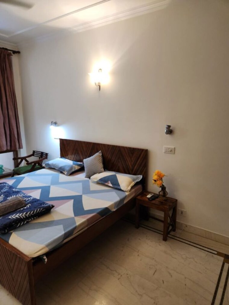 Bedroom, malviya nagar 2 Bedroom 100 Sq.Yd. Apartment In Malviya Nagar Delhi 10232992