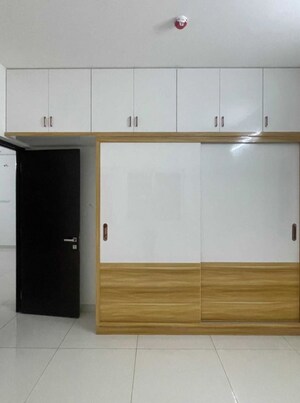 Furnished Amenities in 2.5 BHK Apartment at Aparna Zenon, Puppalaguda – for Rent