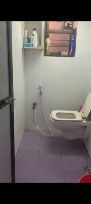 Bathroom in 4 BHK Apartment at Qasr E Ayesha, Mahim – for Sale