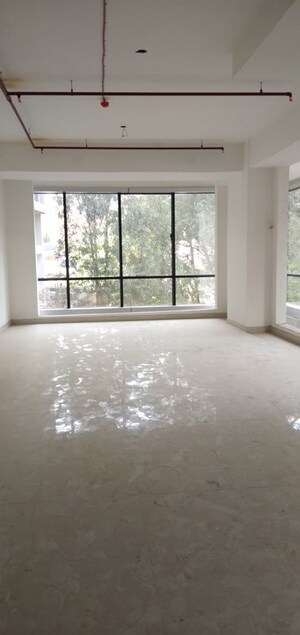 Room in  Office Space at Garnet Paladium, Goregaon East – for Sale