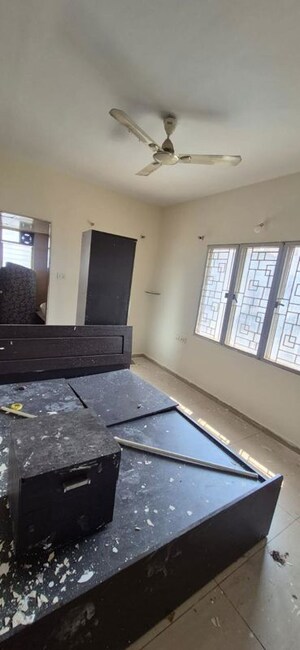 Furnished Amenities in 3 BHK Apartment at Naiknavare Mystique Moods, Viman Nagar – for Rent