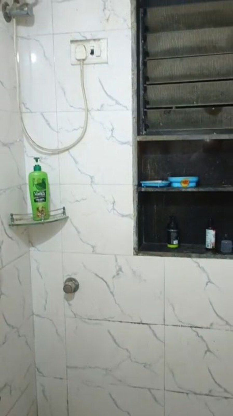 Bathroom, green-fields-apartment 1 Bedroom 532 Sq.Ft. Apartment In Andheri East Mumbai 10233043