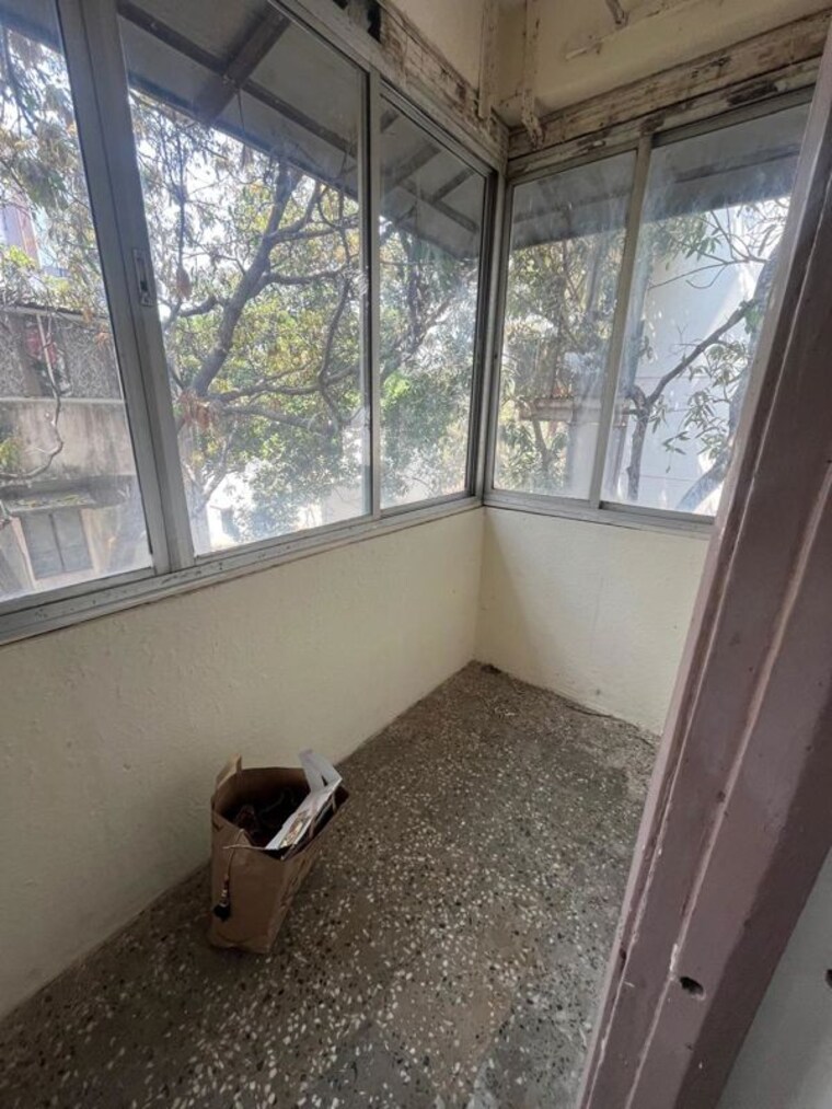 Balcony, kothrud 1 Bedroom 536 Sq.Ft. Apartment In Kothrud Pune 10233047