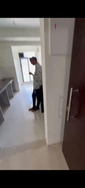 Building Lobby in 2 BHK Apartment at Kalpataru Elitus, Mulund West – for Rent