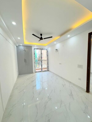 Bedroom in 3.5 BHK Apartment at Palm Residency Chhatarpur, Chattarpur – for Rent