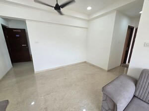 Room in 2 BHK Apartment at Srishti Oasis Phase I, Bhandup West – for Rent