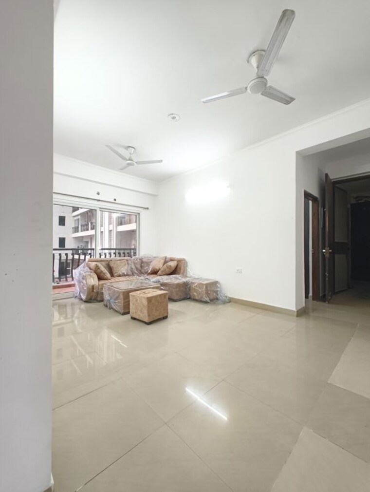 Living Room, gardenia-gateway 3.5 Bedroom 1700 Sq.Ft. Apartment In Sector 75 Noida 10233121