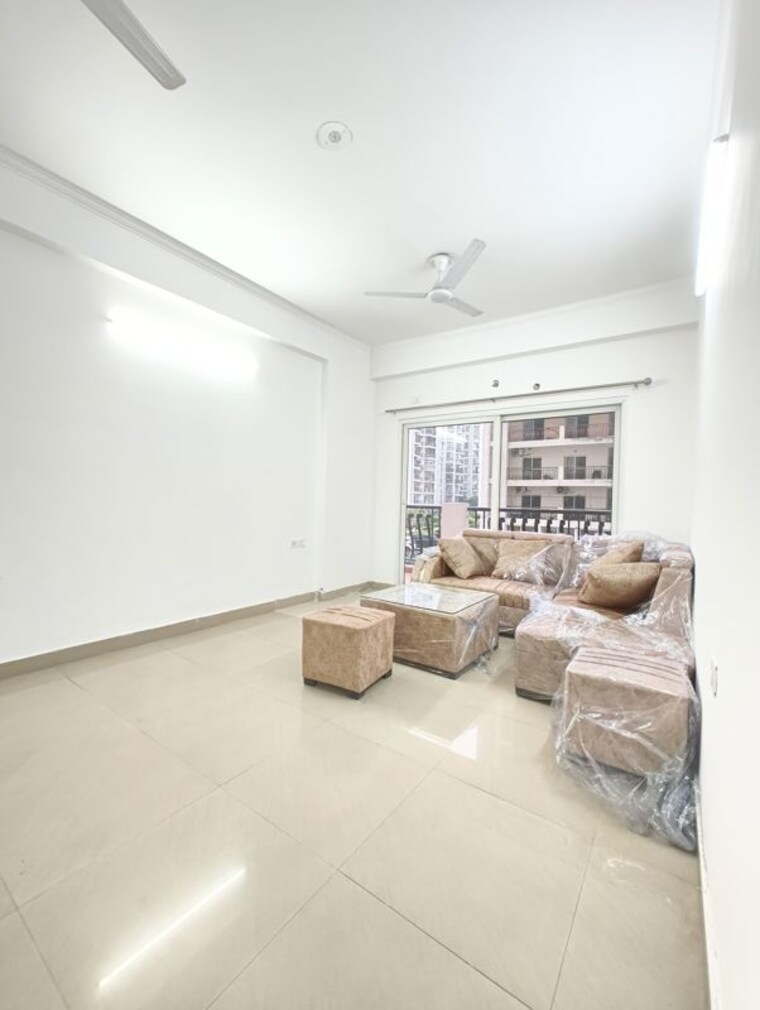 Living Room, gardenia-gateway 3.5 Bedroom 1700 Sq.Ft. Apartment In Sector 75 Noida 10233121
