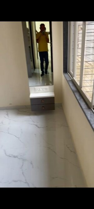 Room in 2 BHK Apartment at Tattva Mittal Cove, Andheri West – for Rent