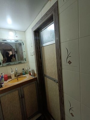 Kitchen in 3.5 BHK Apartment at Vinit Tower, Andheri West – for Rent