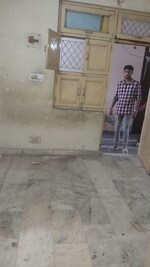 1.5 BHK 400 Sq.Ft. Builder Floor in Mayur Vihar