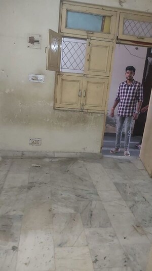 1.5 BHK Builder Floor For Rent in Mayur Vihar