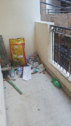 Balcony in 1.5 BHK Builder Floor at Mayur Vihar – for Rent