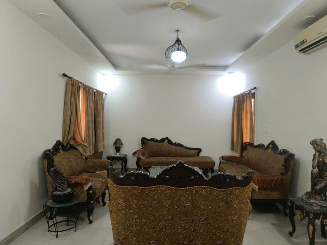 3 BHK + Study Room Apartment For Rent in Vasant Kunj