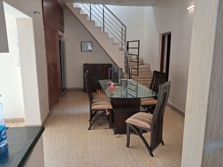 Team Area, vasant kunj 2 Bedroom 1500 Sq.Ft. Apartment In Vasant Kunj Delhi 10233168