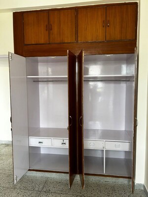 Furnished Amenities in 2 BHK Apartment at Vasant Kunj – for Rent