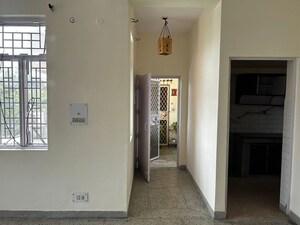 Room in 2 BHK Apartment at Vasant Kunj – for Rent