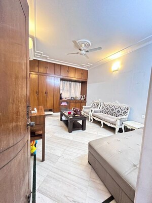 Living Room in 4 BHK Apartment at Vasant Kunj – for Rent