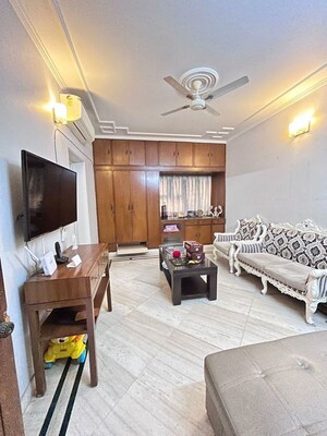 Living Room in 4 BHK Apartment at Vasant Kunj – for Rent