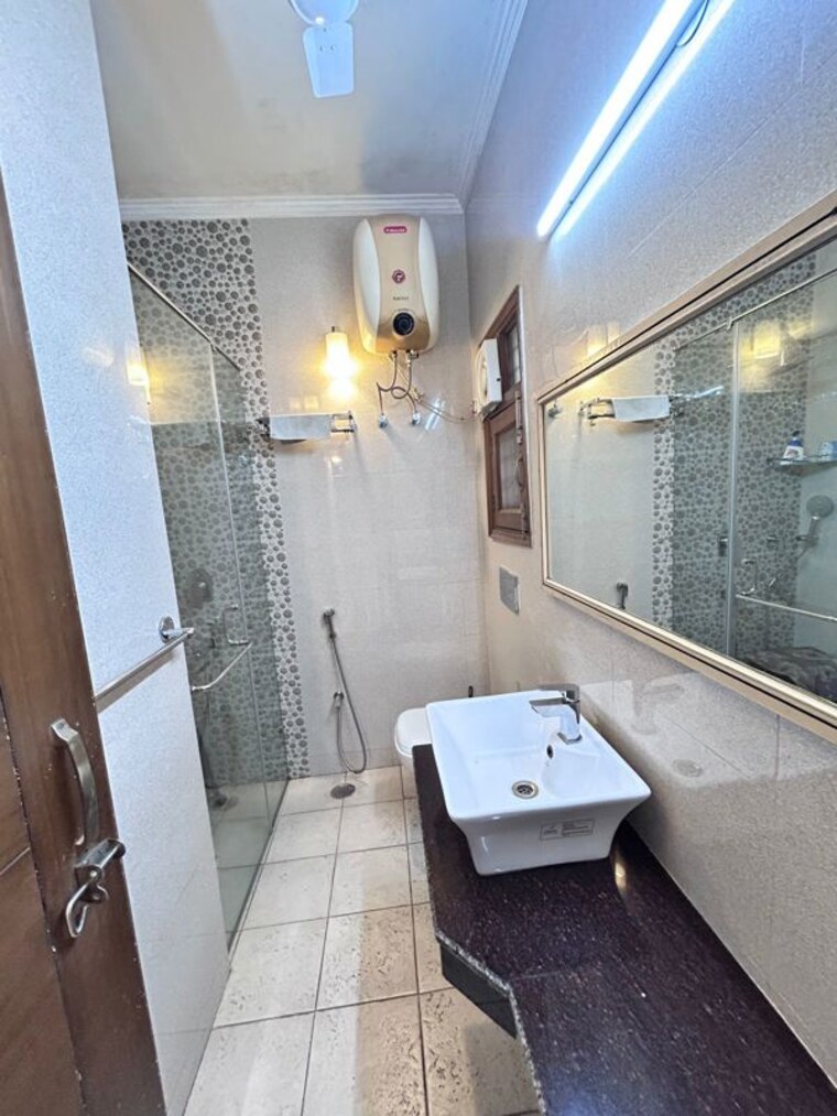 Attached Bathroom, vasant kunj 4 Bedroom 2200 Sq.Ft. Apartment In Vasant Kunj Delhi 10233171