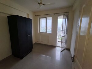 Room in 2 BHK Apartment at ABL Prime, Sector 103 – for Rent