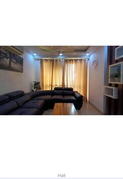 3 BHK + Pooja Room Apartment For Rent in 3C Lotus Boulevard