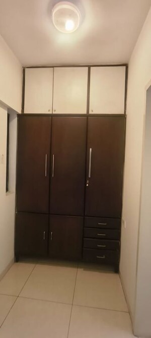 Furnished Amenities in 3.5 BHK Apartment at Anjor Apartment, Baner – for Rent