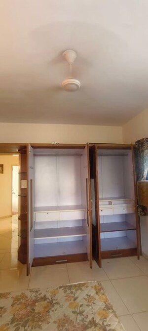 Room in 3.5 BHK Apartment at Anjor Apartment, Baner – for Rent