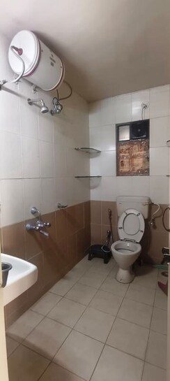 3.5 BHK Apartment For Rent in Anjor Apartment