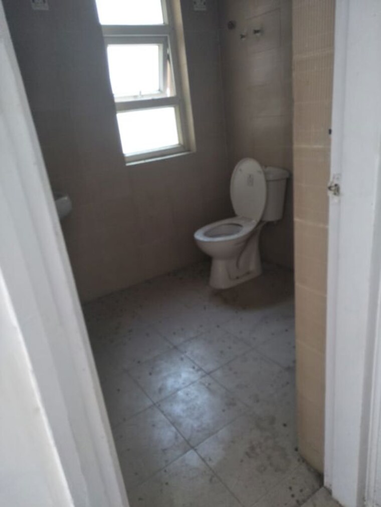 Bathroom, bptp-parklands-villa 1 Bedroom 1350 Sq.Ft. Villa In Sector 88 Faridabad 10233244